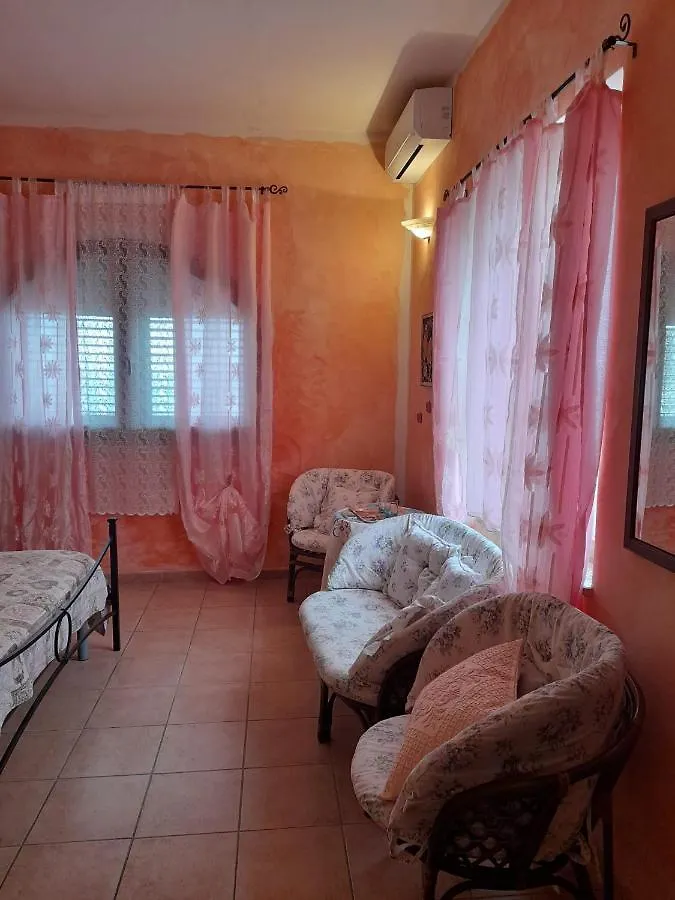 Bed and Breakfast La Finestra Vista Corsica Santa Teresa di Gallura Bed & Breakfast