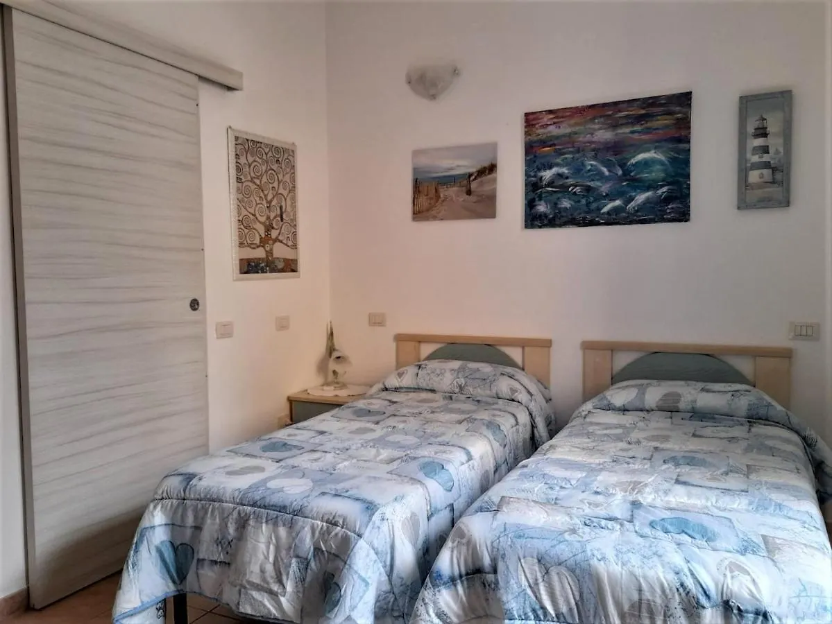 *** Bed & Breakfast Bed and Breakfast La Finestra Vista Corsica Santa Teresa di Gallura Italia