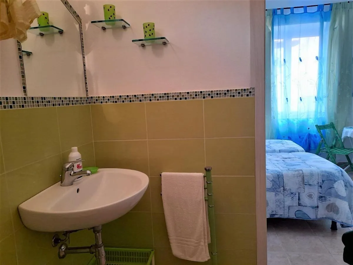 Bed & Breakfast Bed and Breakfast La Finestra Vista Corsica Santa Teresa di Gallura
